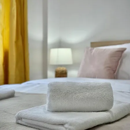 Apartment & Stylish For 4 Guests Plovdiv