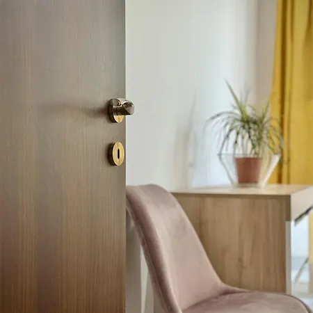 Apartment & Stylish For 4 Guests Plovdiv